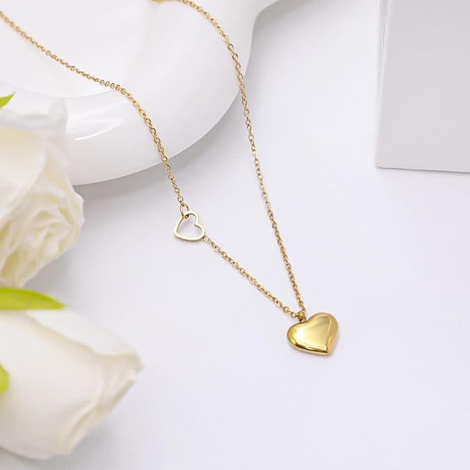 <3 Necklace