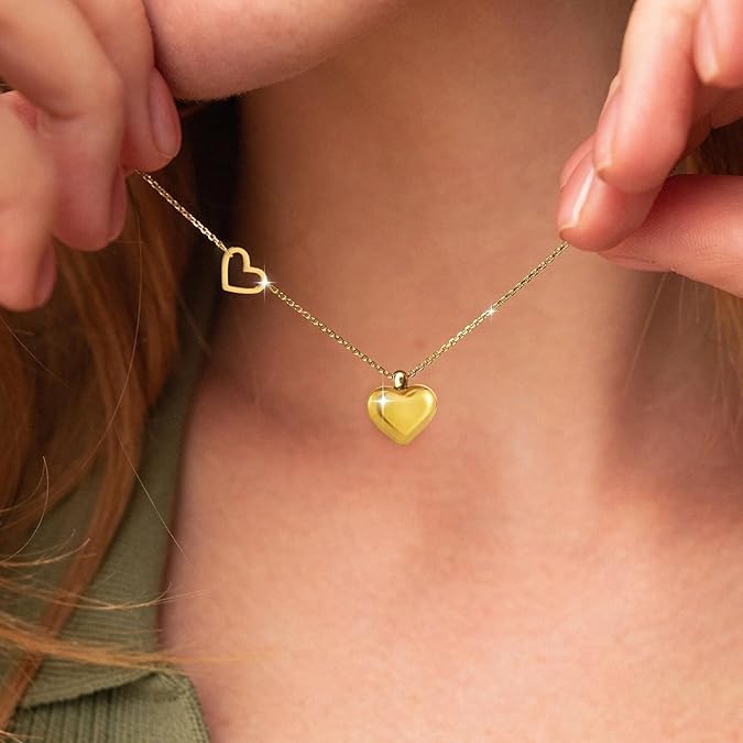 <3 Necklace